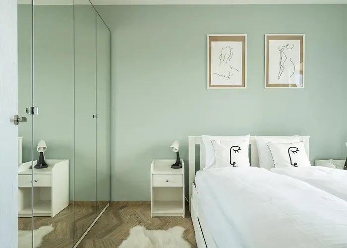 Apartment Rentplanet - Zajezdnia